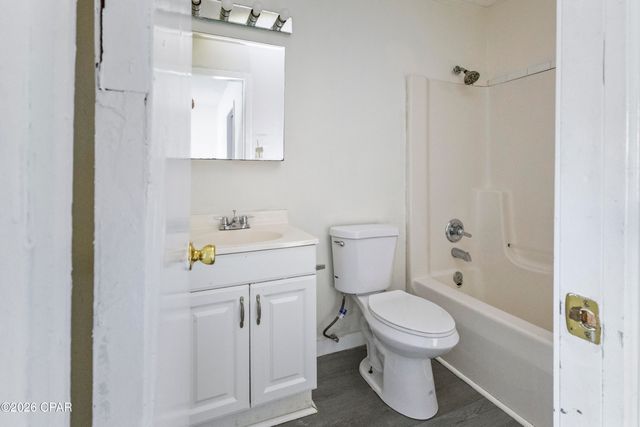 2722 E 6th Street, Panama City, FL 32401