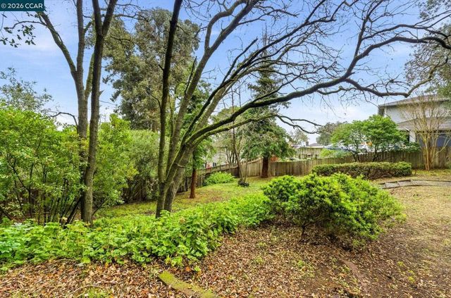 1356 1356 El Curtola Blvd, Lafayette, CA 94549