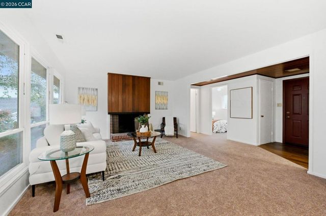 1356 1356 El Curtola Blvd, Lafayette, CA 94549