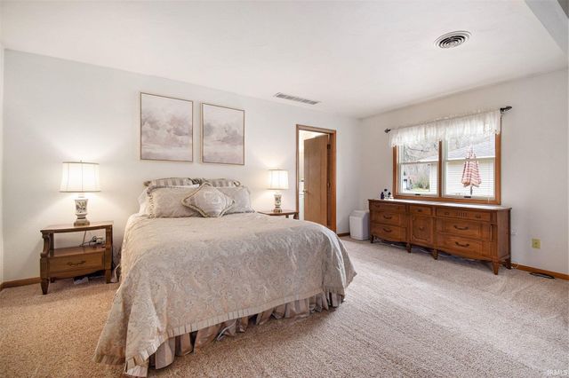 2616 Violett Road, Goshen, IN 46526