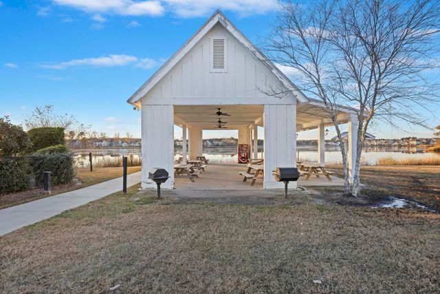 622 Pendleton Drive, Moncks Corner, SC 29461