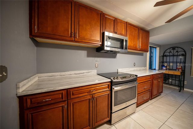 3601 NE 17TH LANE, Ocala, FL 34470