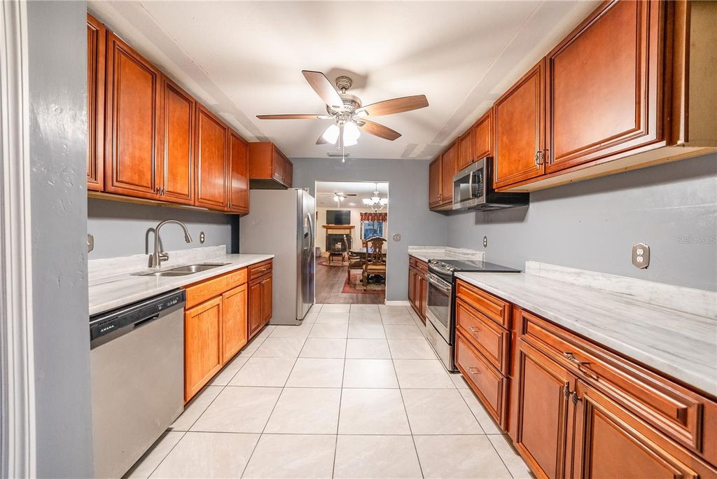 Image 19 of property listing at 3601 NE 17TH LANE, Ocala, FL 34470