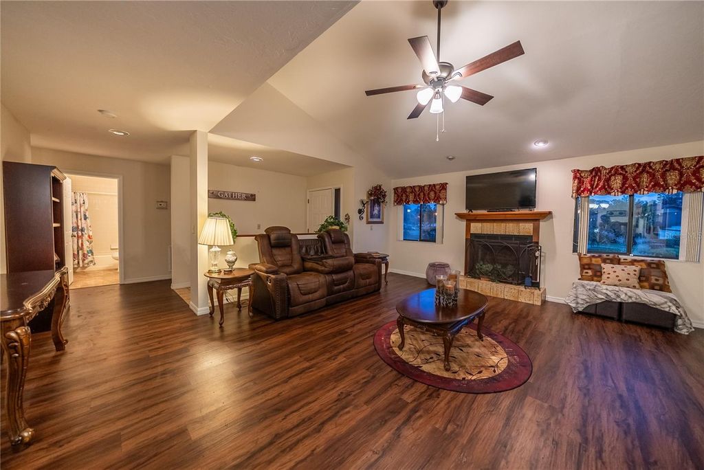 Image 21 of property listing at 3601 NE 17TH LANE, Ocala, FL 34470