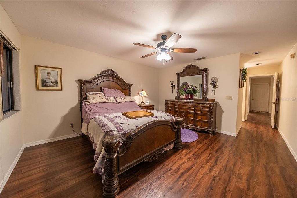 Image 37 of property listing at 3601 NE 17TH LANE, Ocala, FL 34470