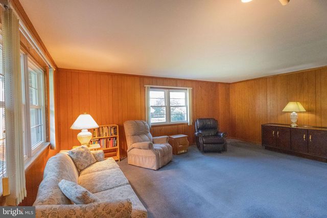 807 SEVILLE AVE, Wilmington, DE 19809