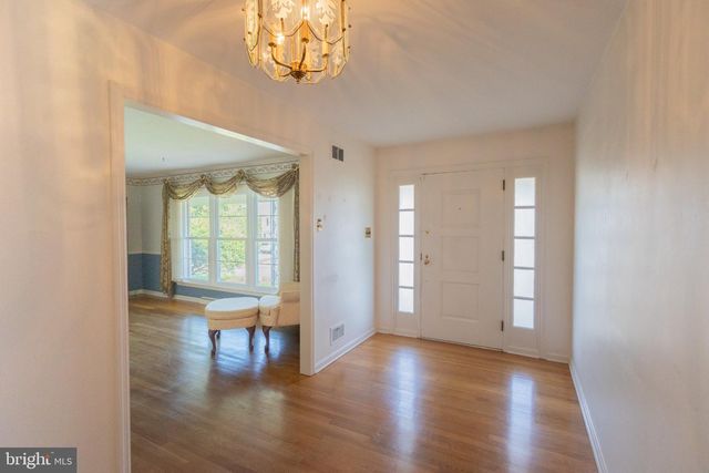807 SEVILLE AVE, Wilmington, DE 19809