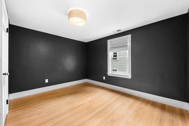 127 Prospect St, Wellesley, MA 02481