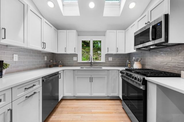127 Prospect St, Wellesley, MA 02481