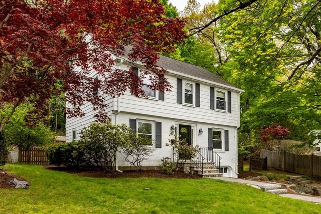 127 Prospect St, Wellesley, MA 02481