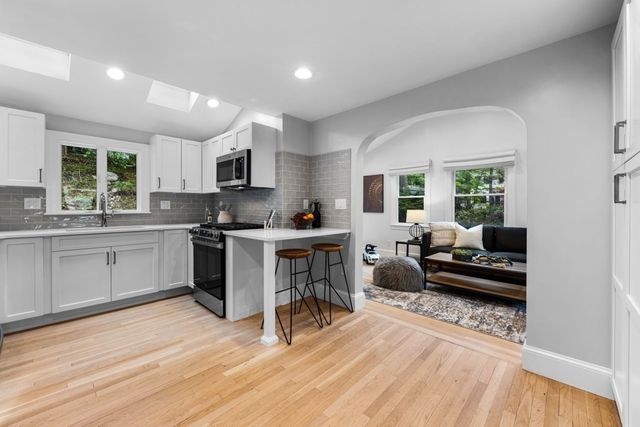 127 Prospect St, Wellesley, MA 02481