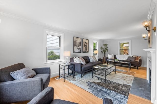 127 Prospect St, Wellesley, MA 02481