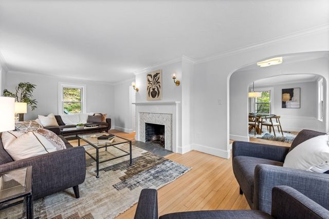 127 Prospect St, Wellesley, MA 02481