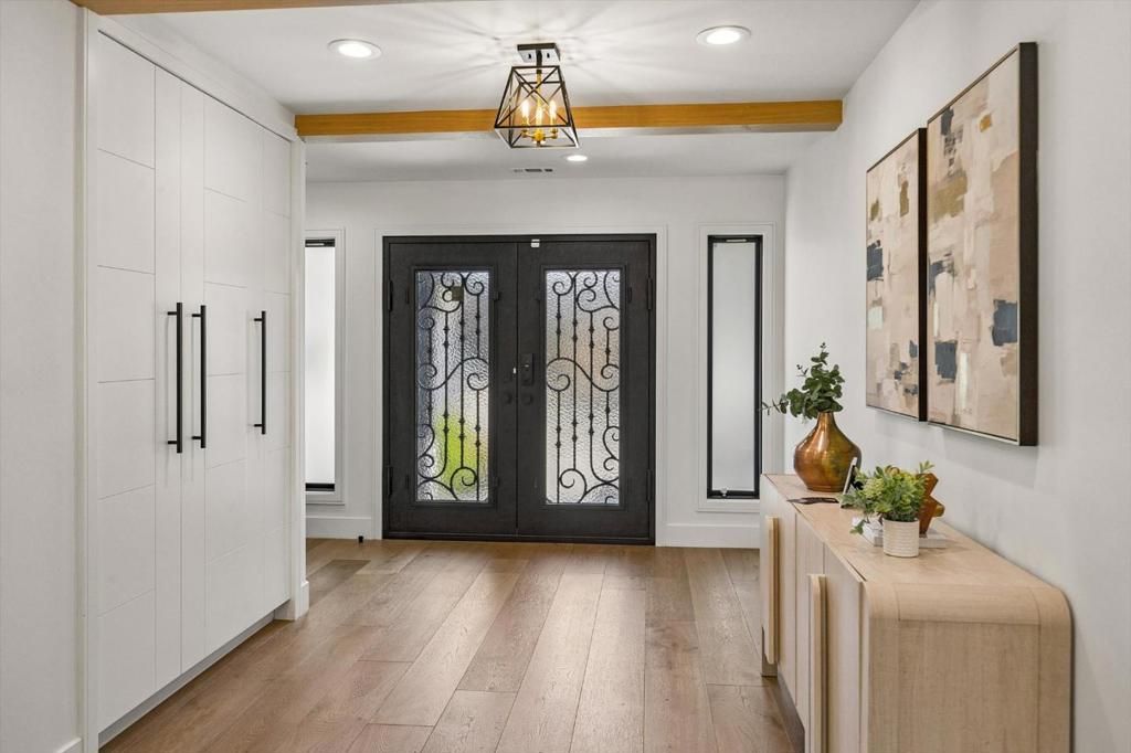 Image 3 of property listing at 1001 Shadow Brook Drive, San Jose, CA 95120
