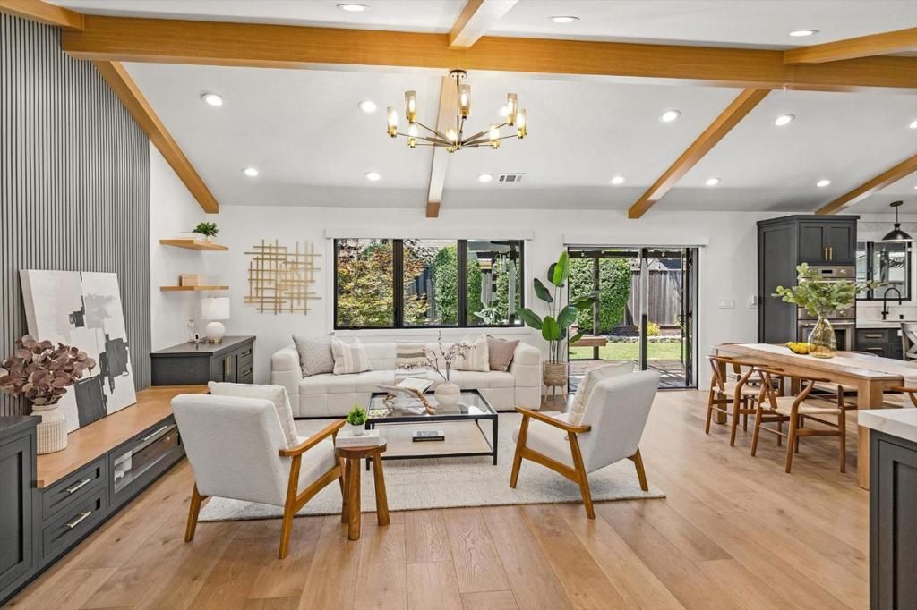 Image 5 of property listing at 1001 Shadow Brook Drive, San Jose, CA 95120