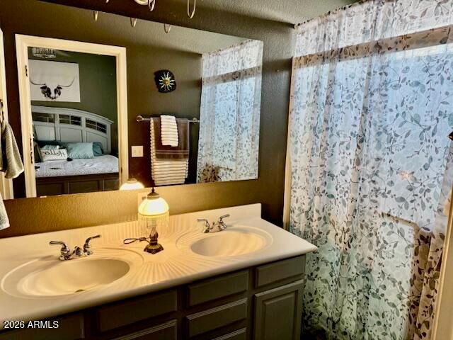 6267 S TERESA Drive, Chandler, AZ 85249