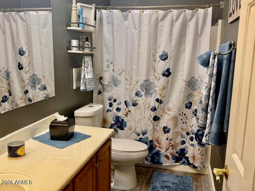 Image 11 of property listing at 6267 S TERESA Drive, Chandler, AZ 85249