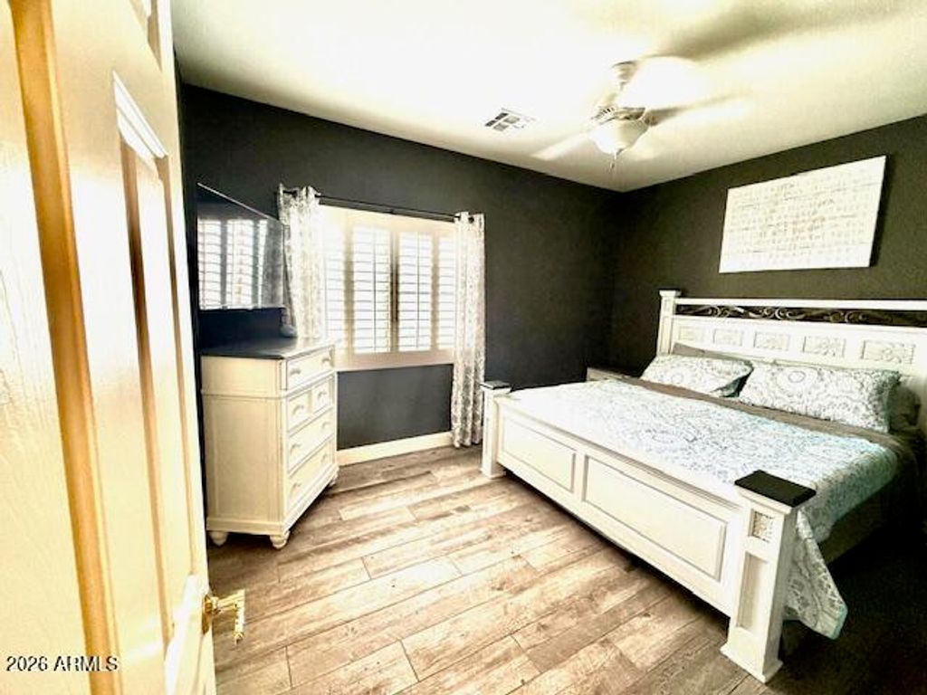 Image 12 of property listing at 6267 S TERESA Drive, Chandler, AZ 85249