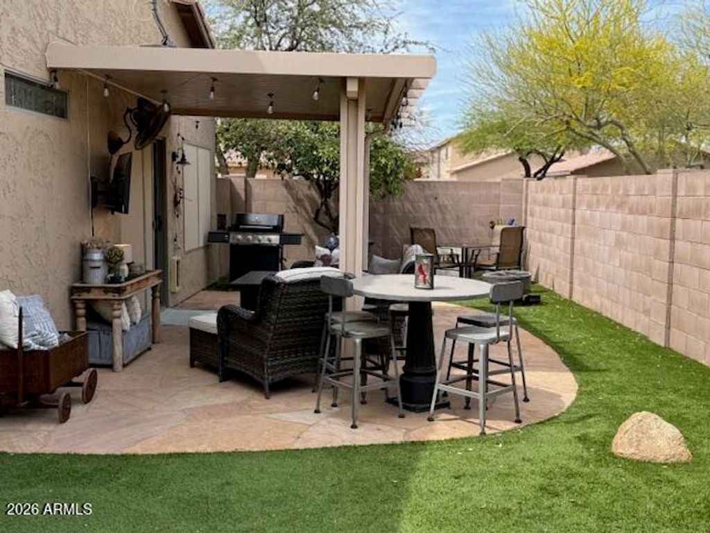 Image 14 of property listing at 6267 S TERESA Drive, Chandler, AZ 85249