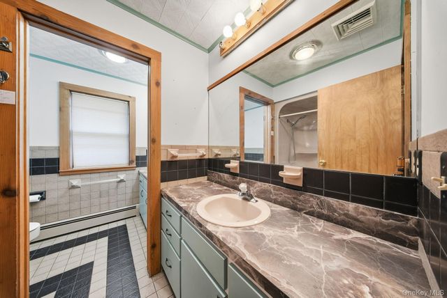 137 Highview Terrace, Bloomingburg, NY 12721