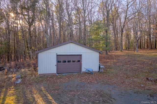 137 Highview Terrace, Bloomingburg, NY 12721