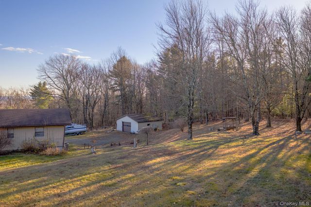 137 Highview Terrace, Bloomingburg, NY 12721