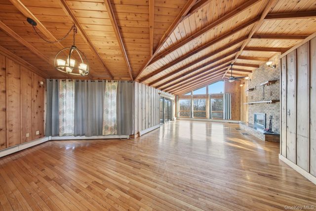 137 Highview Terrace, Bloomingburg, NY 12721