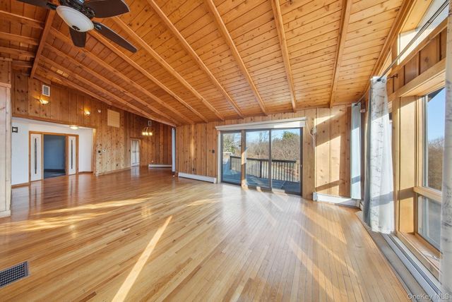 137 Highview Terrace, Bloomingburg, NY 12721