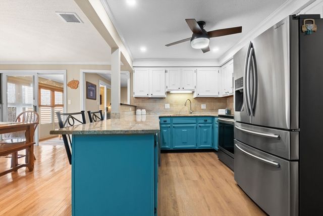 167 Village Post Rd 167, Danvers, MA 01923