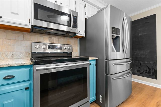 167 Village Post Rd 167, Danvers, MA 01923