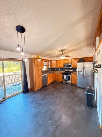 1115 Lakeside Drive, Hobart, IN 46342