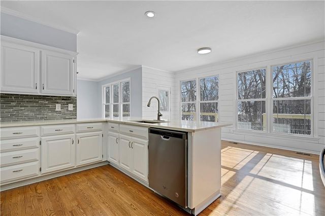 8605 W 152nd Terrace, Overland Park, KS 66223