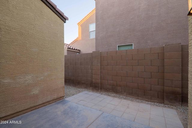 3911 S 79th Lane, Phoenix, AZ 85043