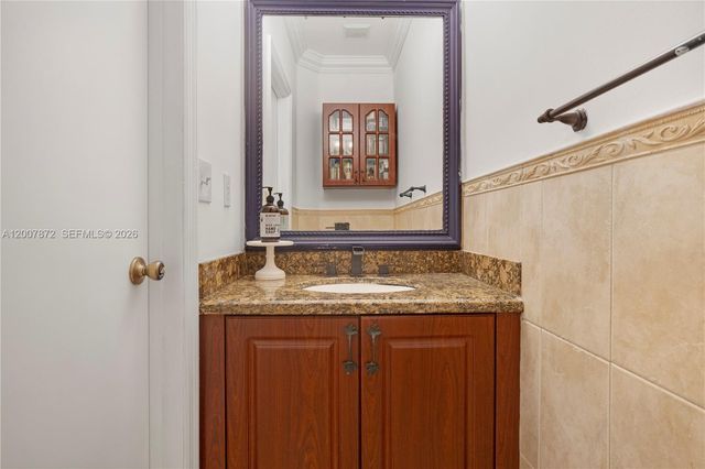 716 SW 122nd Avenue, Pembroke Pines, FL 33025