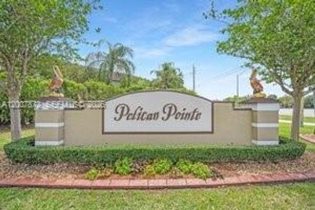 716 SW 122nd Avenue, Pembroke Pines, FL 33025