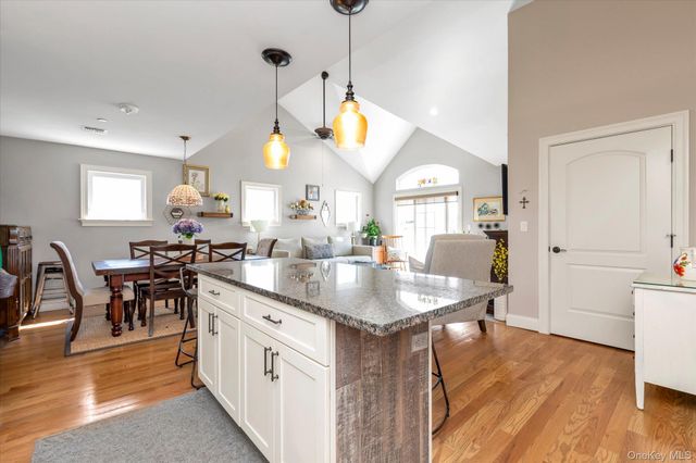 206 Anchor Court, Copiague, NY 11726