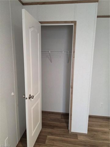 182 Briar Creek Estates, Thomasville, NC 27360