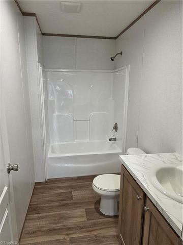 182 Briar Creek Estates, Thomasville, NC 27360