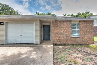 1400 N Boxley Avenue, Fayetteville, AR 72704