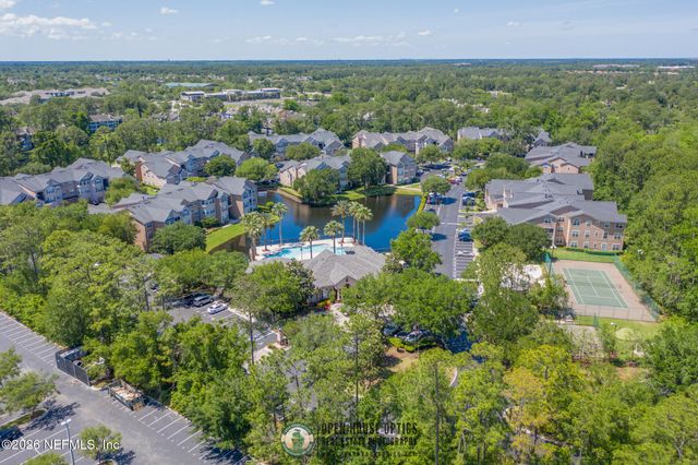 13810 SUTTON PARK Drive 828, Jacksonville, FL 32224