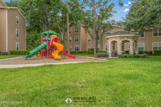 13810 SUTTON PARK Drive 828, Jacksonville, FL 32224