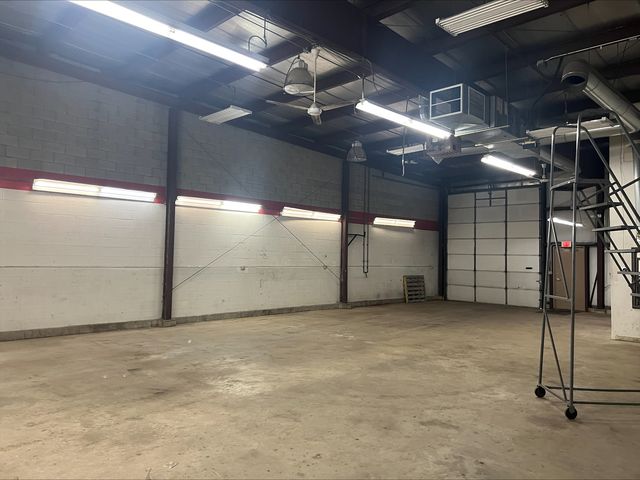 370 E Prairie Street 10, Crystal Lake, IL 60014