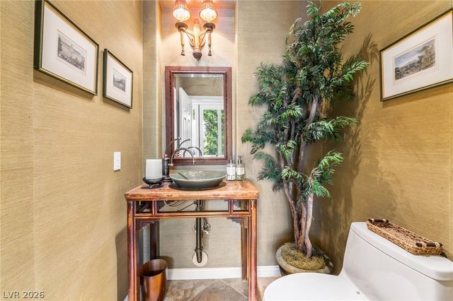 3327 Mist Court, Las Vegas, NV 89135