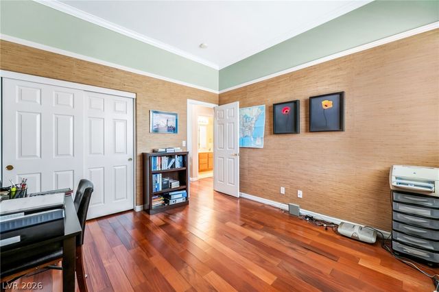 3327 Mist Court, Las Vegas, NV 89135