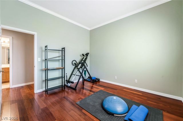 3327 Mist Court, Las Vegas, NV 89135