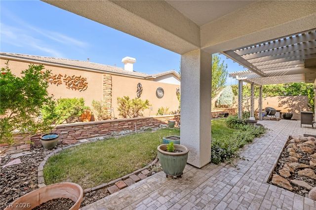 3327 Mist Court, Las Vegas, NV 89135