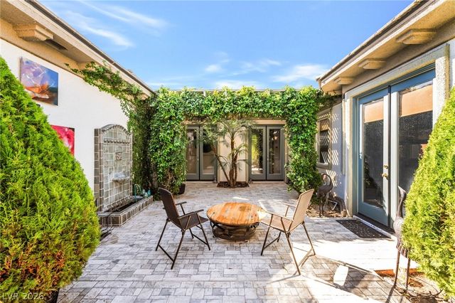 3327 Mist Court, Las Vegas, NV 89135