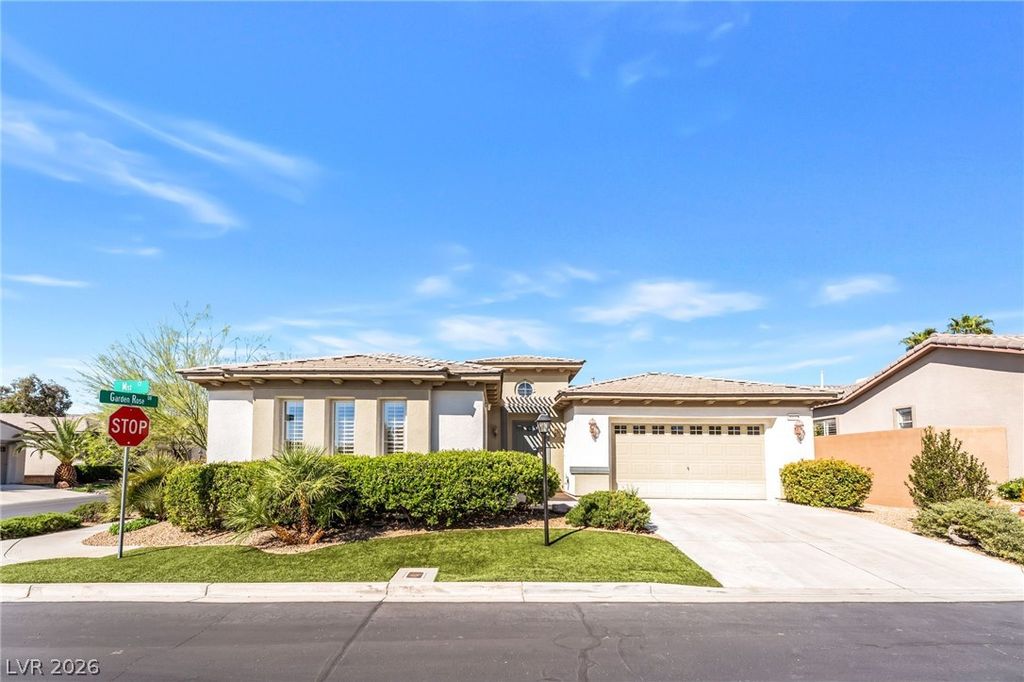 3327 Mist Court, Las Vegas, NV 89135