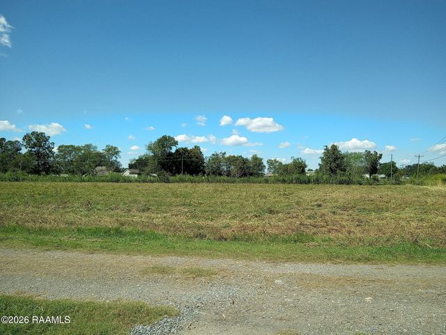 000 Doyle Melancon Road C3, Breaux Bridge, LA 70517