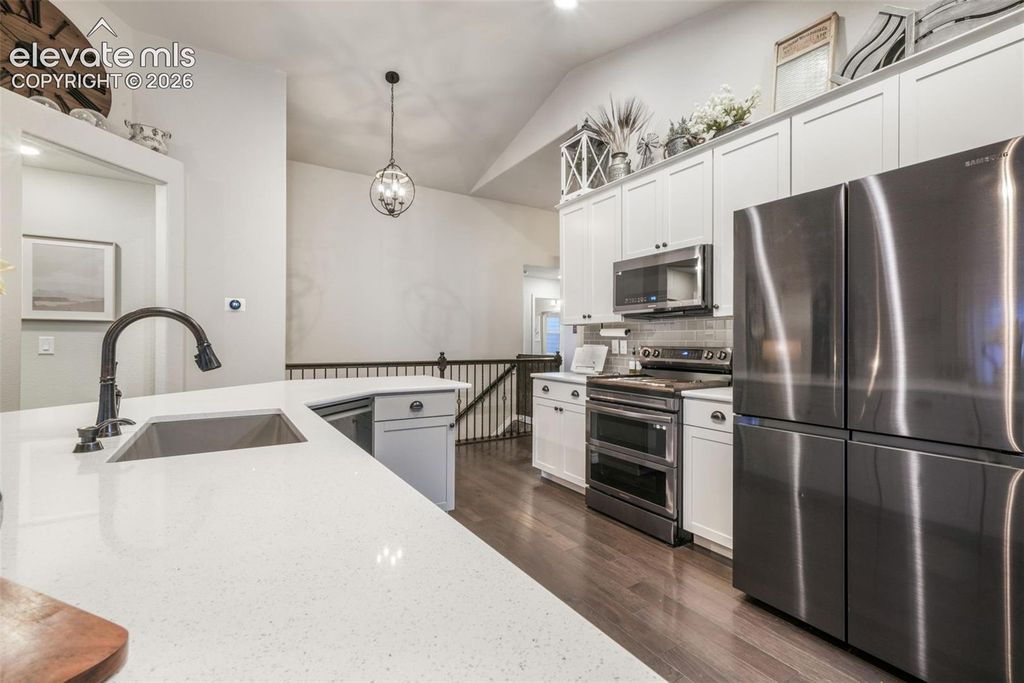6819 Mandan Drive, Colorado Springs, CO 80925 — photo 5